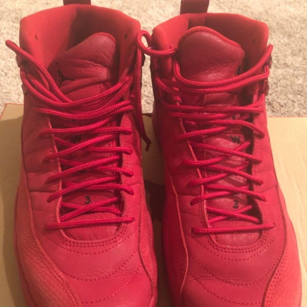 Jordan 12 gym red (2018) size 10 men’s